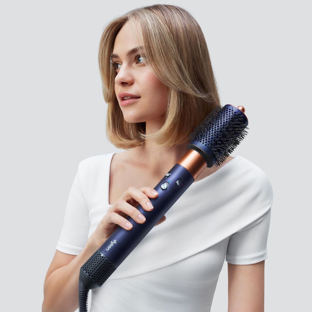 El moldeador de Dyson, las planchas de ghd y otras herramientas de pelo desde 14€ este Prime Day