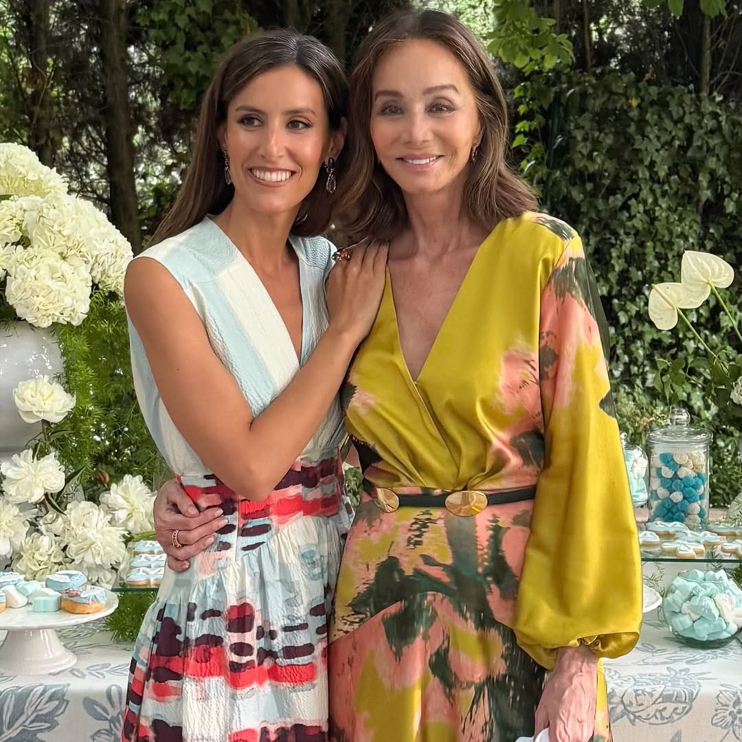 Ana Boyer desvela la curiosa tradición que Isabel Preysler sigue cada noche con sus nietos: "Están obsesionados"