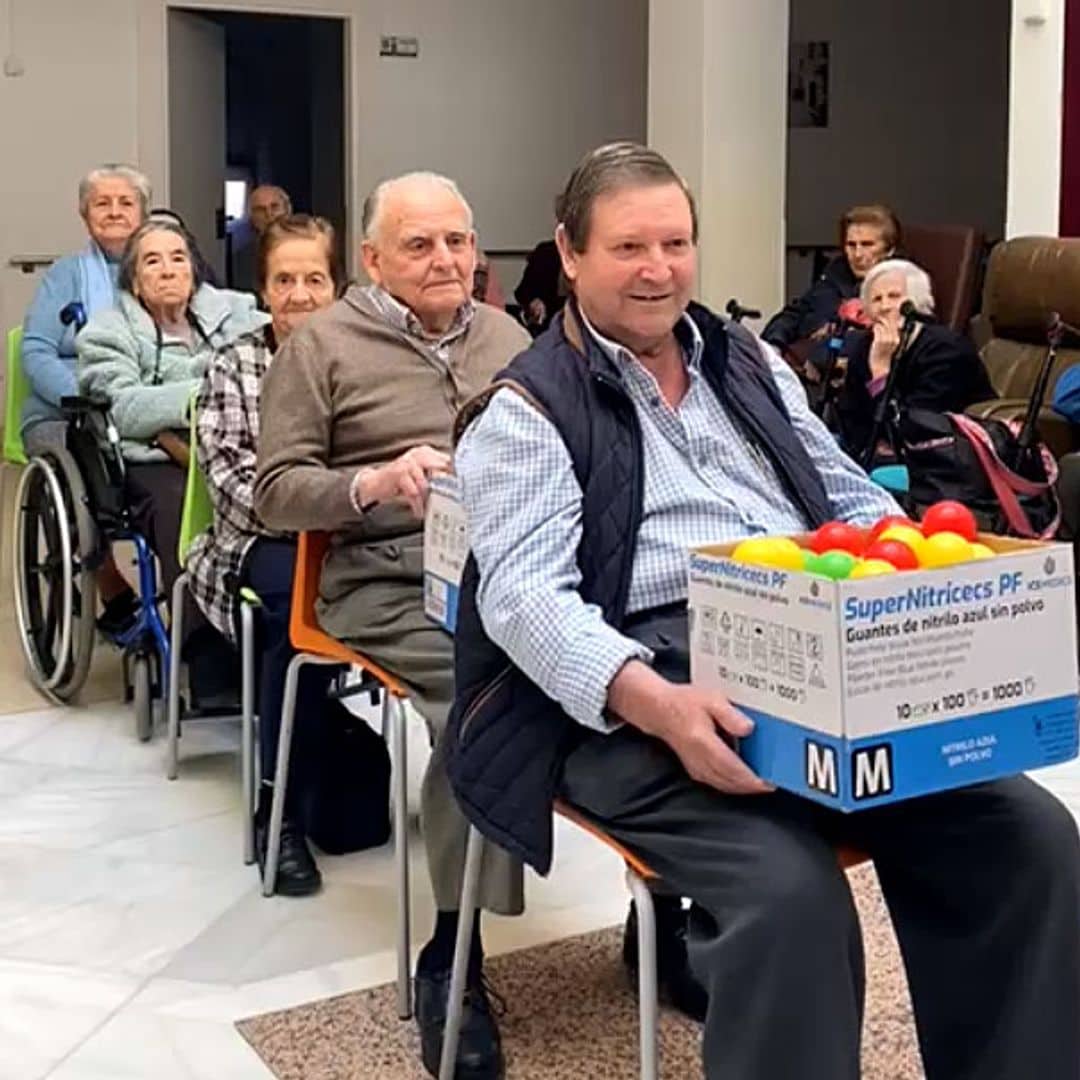 El divertido vídeo viral del juego en una residencia de mayores con final inesperado