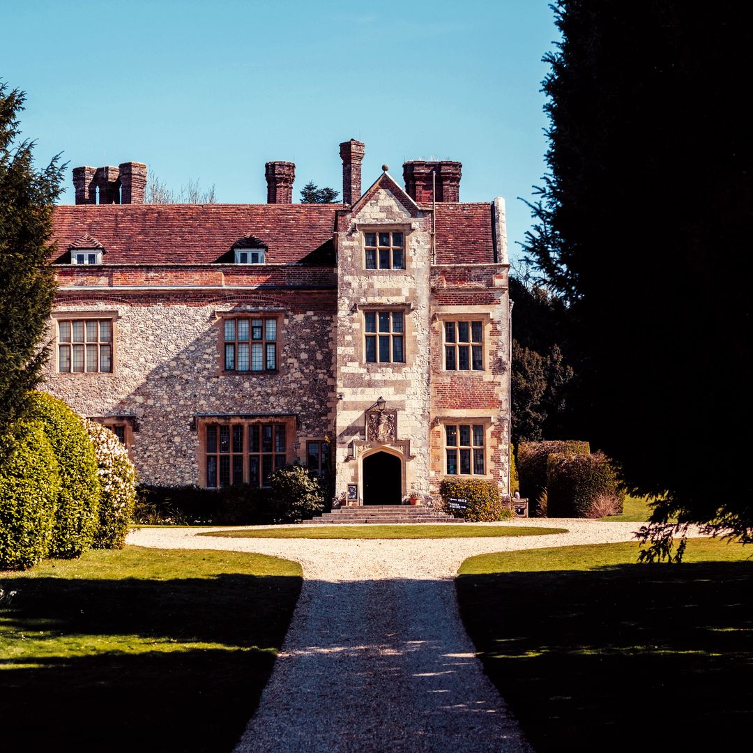 Casa del hermano de Jane Austen en Chawton, donde recorría sus jardines con frecuencia