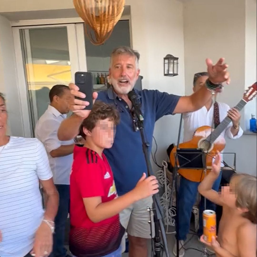 Emilio Aragón, el abuelo más divertido y cariñoso en su última celebración familiar