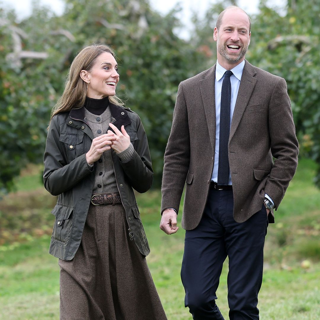 Kate Middleton y el príncipe Guillermo dicen adiós a una maldición con una fiesta en un pub de Londres