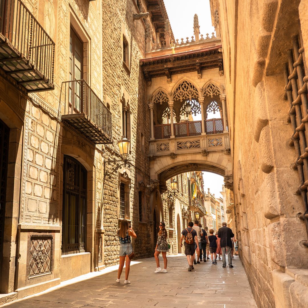 Pont del Bisbe (Puente del Obispo), Barrio Gótico, Barcelona