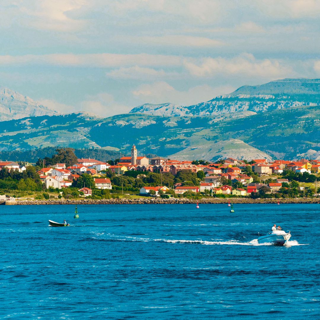 De Langre a Pedreña: la ruta por la costa de Santander entre surf, golf y águilas pescadoras