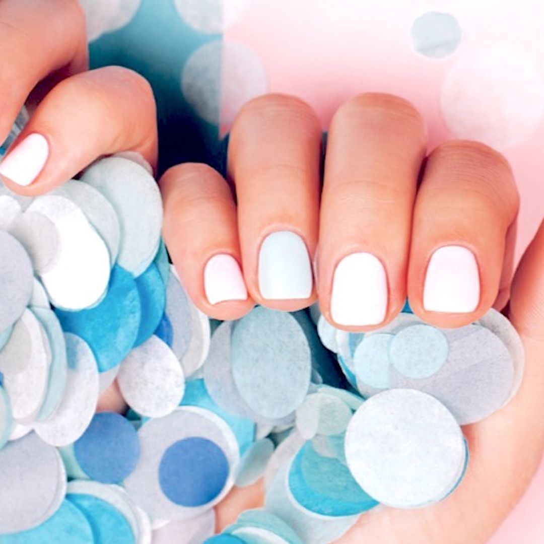 Uñas confeti, la tendencia del verano para decorar tu manos