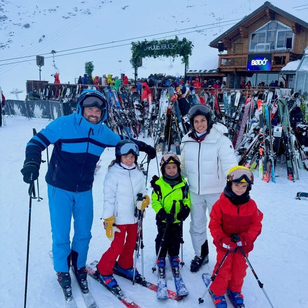 Bárbara Coppel y su familia arrancan la temporada navideña en los Alpes franceses