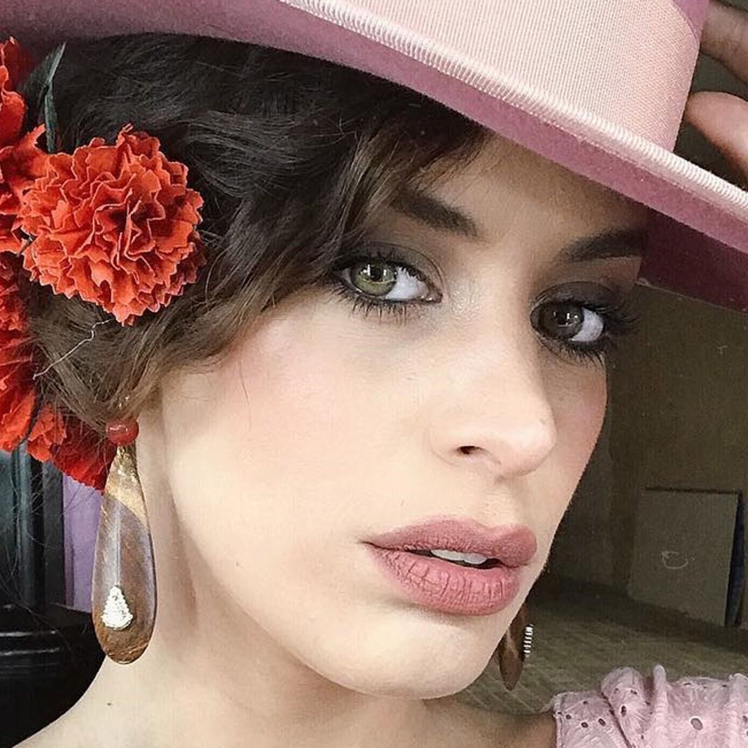Dulceida desfila por primera vez de flamenca y sus fans enloquecen