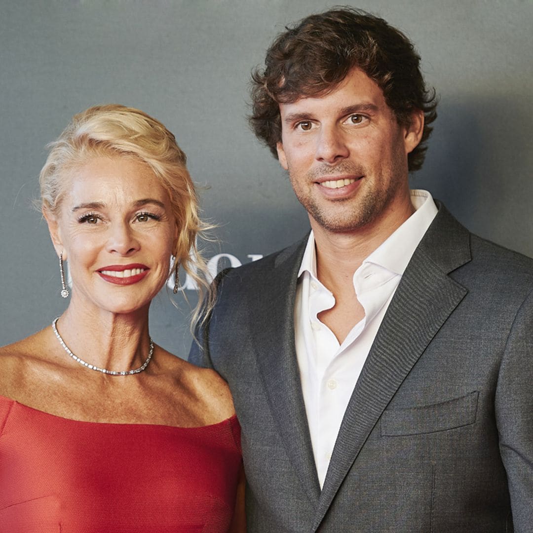 Belén Rueda posa por primera vez con Javier Artime sobre la alfombra roja