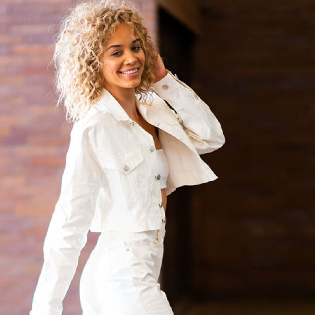 Vaqueros y otros pantalones básicos en tus looks de primavera