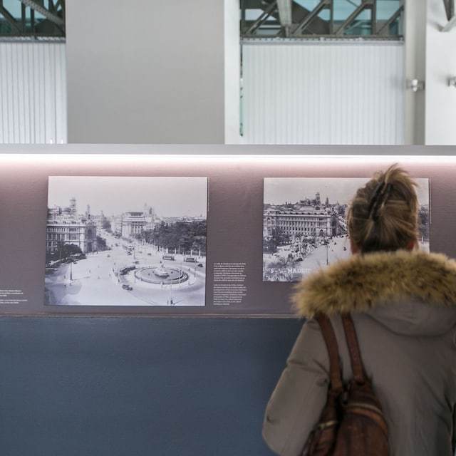 Exposición Vida del Palacio de Cibeles en Centro Centro