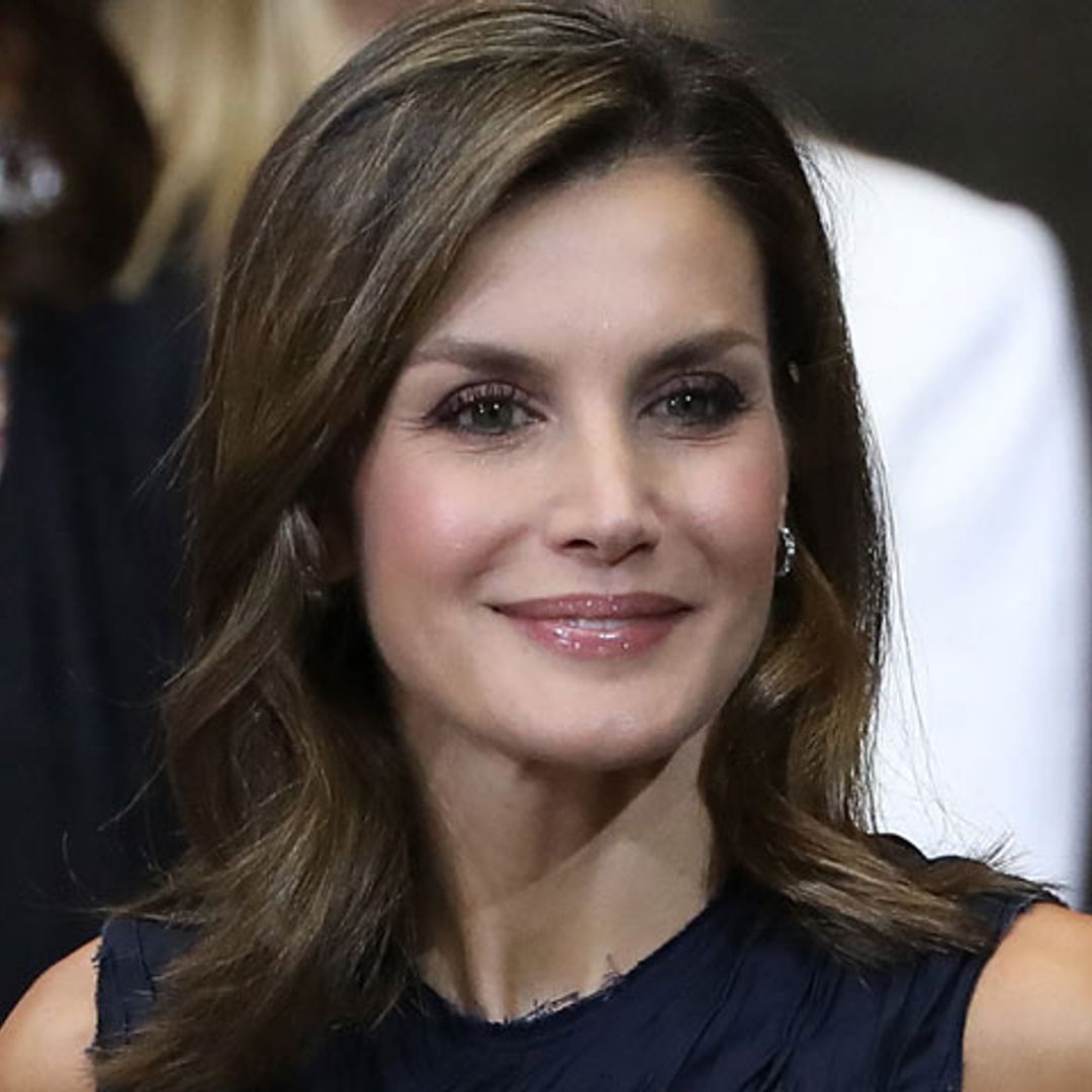 ¿Ha descubierto doña Letizia la técnica de los maquilladores en los desfiles de moda?