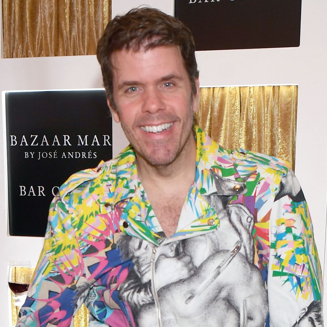 Familia de Perez Hilton confirma que ha recuperado el habla tras ser hospitalizado de emergencia