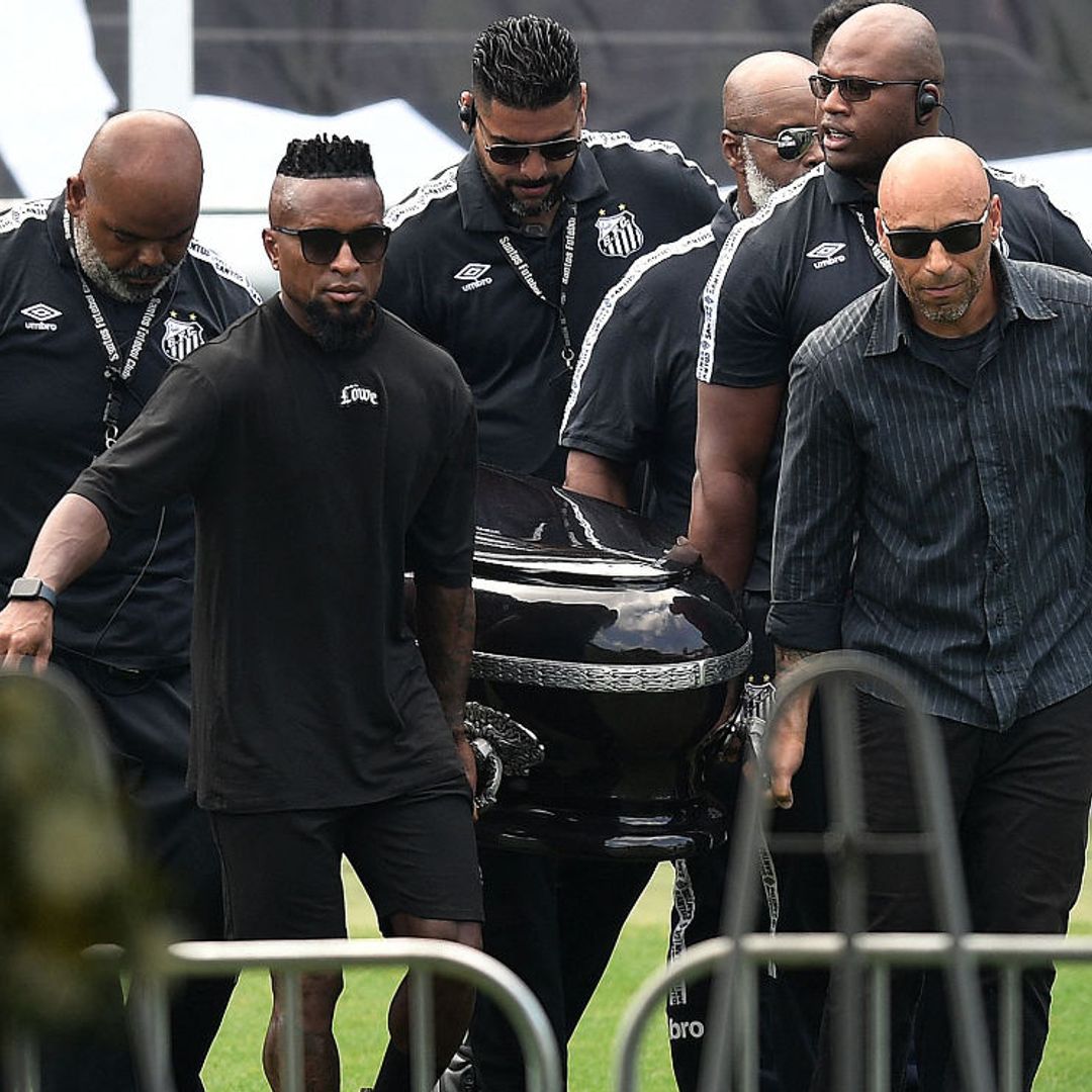 La familia de Pelé le da el último adiós: así ha sido el velatorio del astro en el estadio del Santos