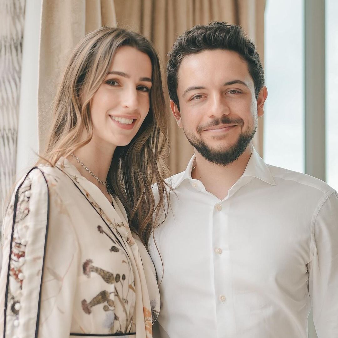 La princesa Rajwa presume su 'baby bump' en el cumpleaños de su esposo, el príncipe Hussein