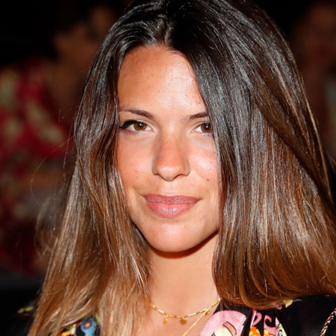 Laura M. Flores se emociona al hablar de la complicada situación que está pasando su familia