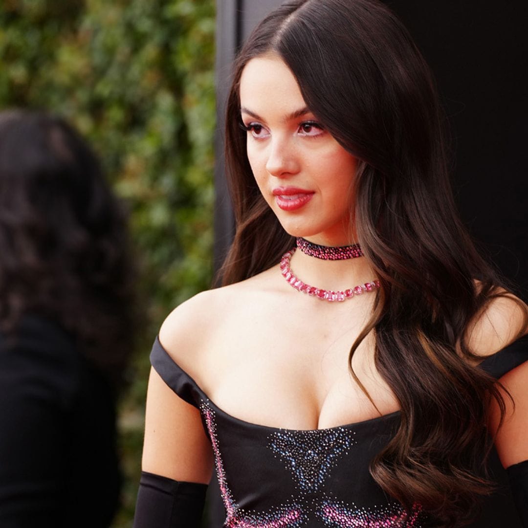 Celebramos los 20 años de Olivia Rodrigo con sus 20 looks más icónicos