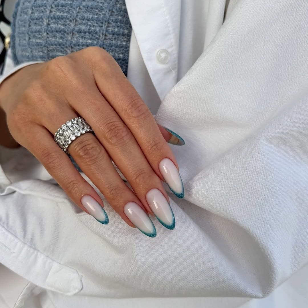 Uñas francesas originales: 20 diseños que rompen con lo clásico