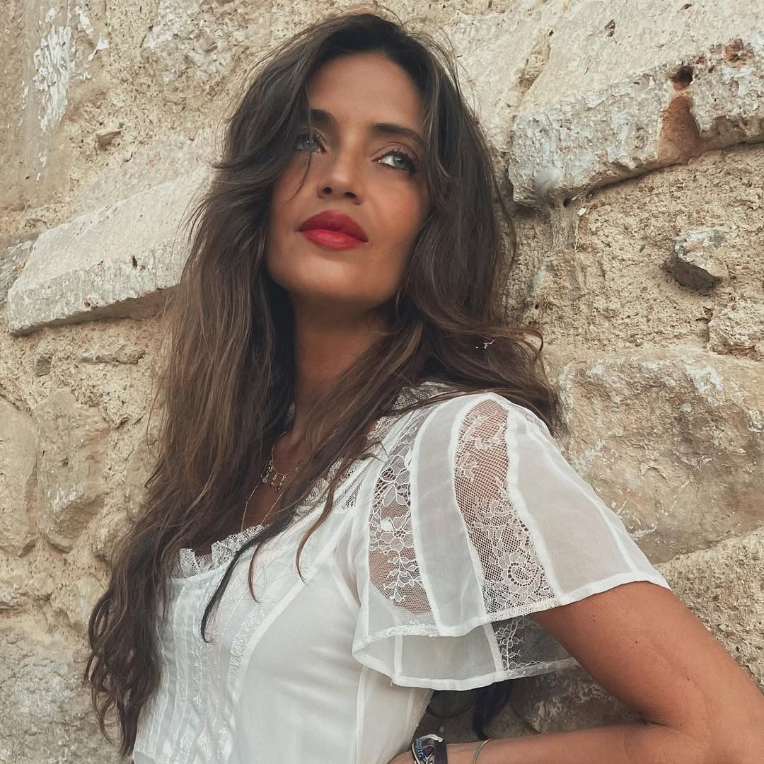 El emotivo regreso de Sara Carbonero al pueblo de su madre: "Yo no quiero volver aquí, yo quiero volver a entonces"