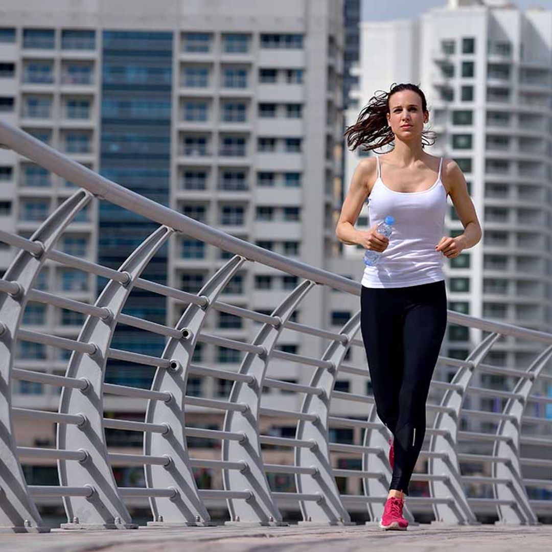 Esta es la postura correcta cuando haces 'running'