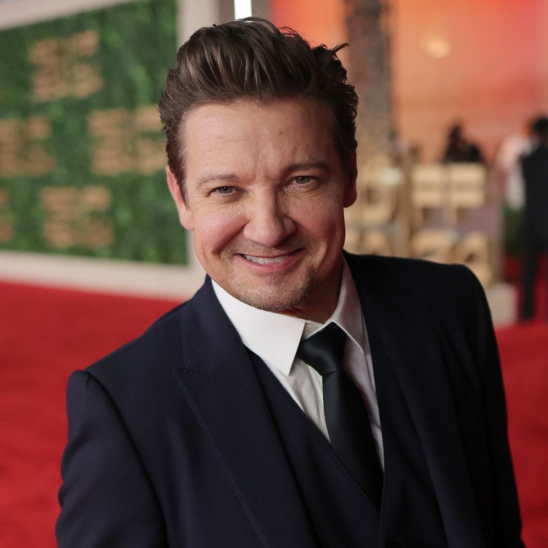 Jeremy Renner bromea con el accidente que casi le cuesta la vida: '¡Hoy no!'