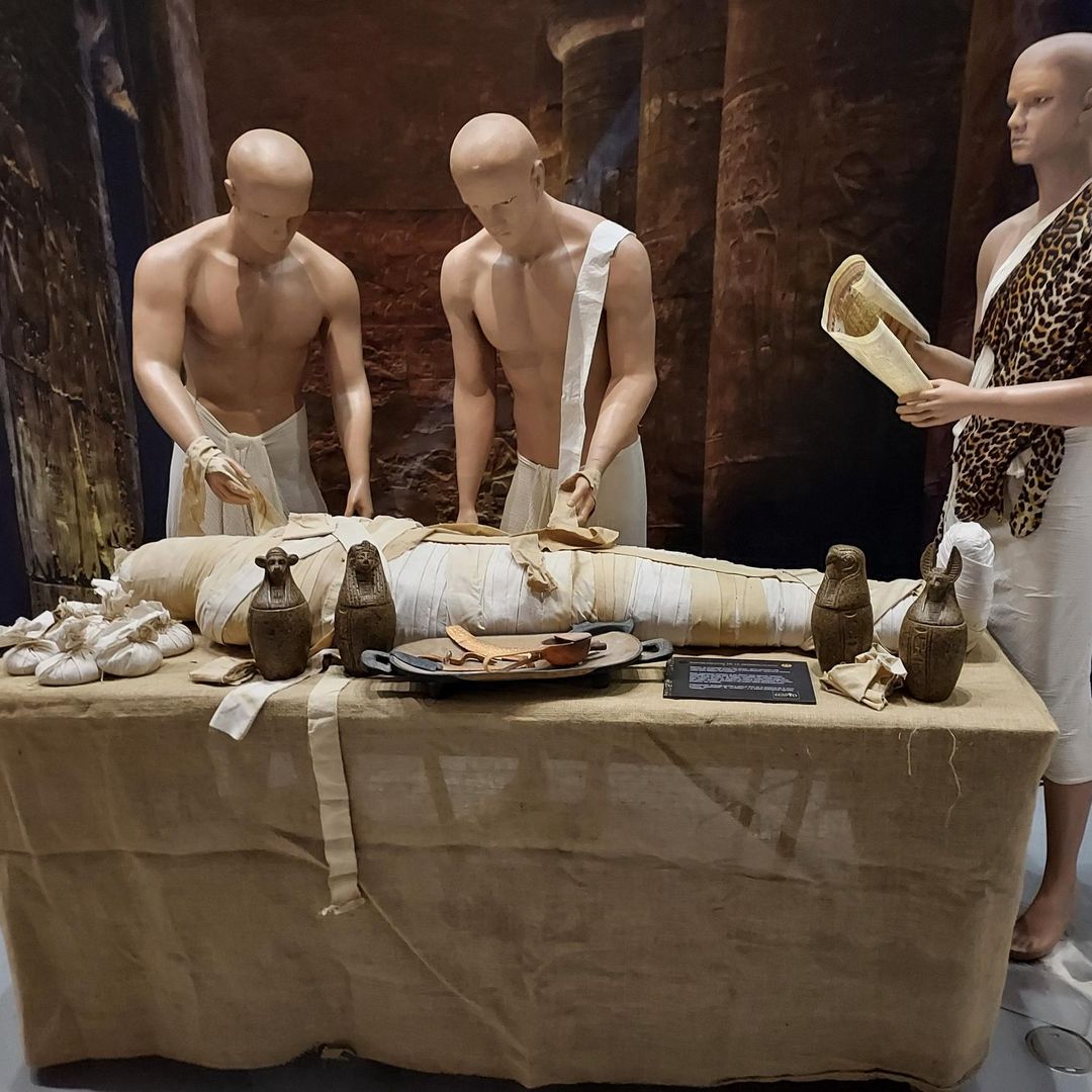 Exposición Tesoros de Egipto en CEART Fuenlabrada