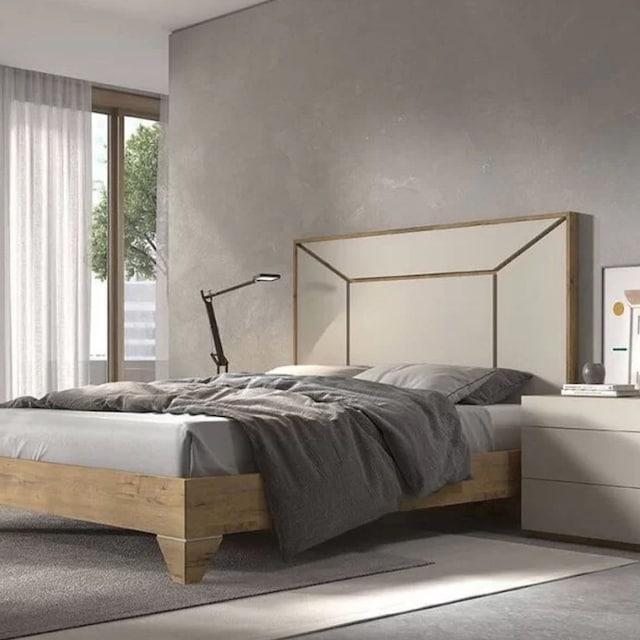Dormitorio principal con cama doble