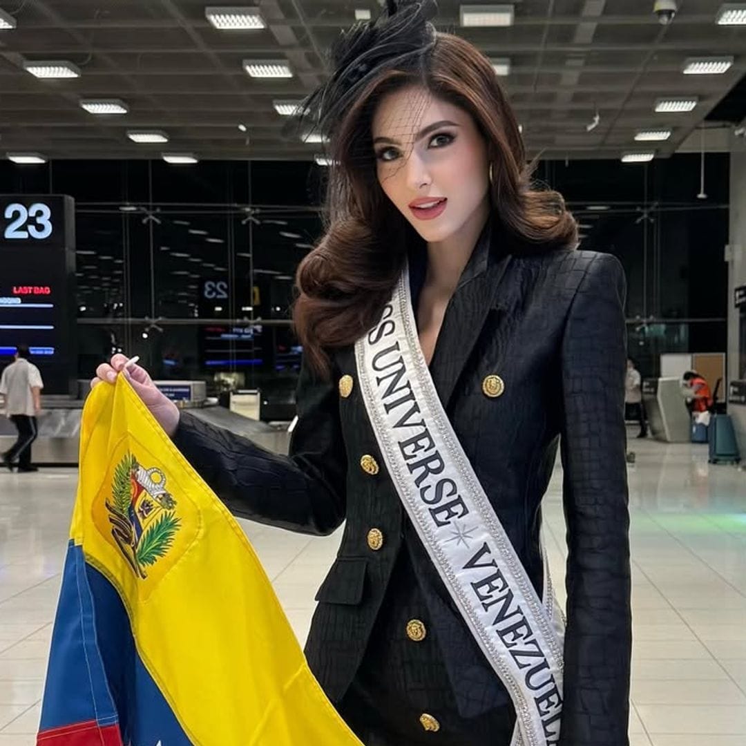 Candidatas de Miss Universe 2025 llegan a Tailandia y muestran su respeto por luto de la reina madre Sirikit