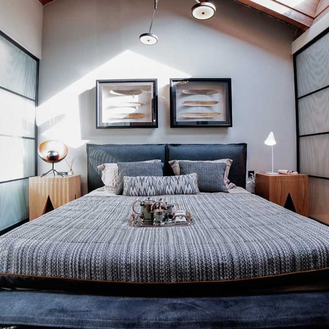 Estas 13 ideas lograrán que un dormitorio pequeño parezca (casi) una ‘suite’