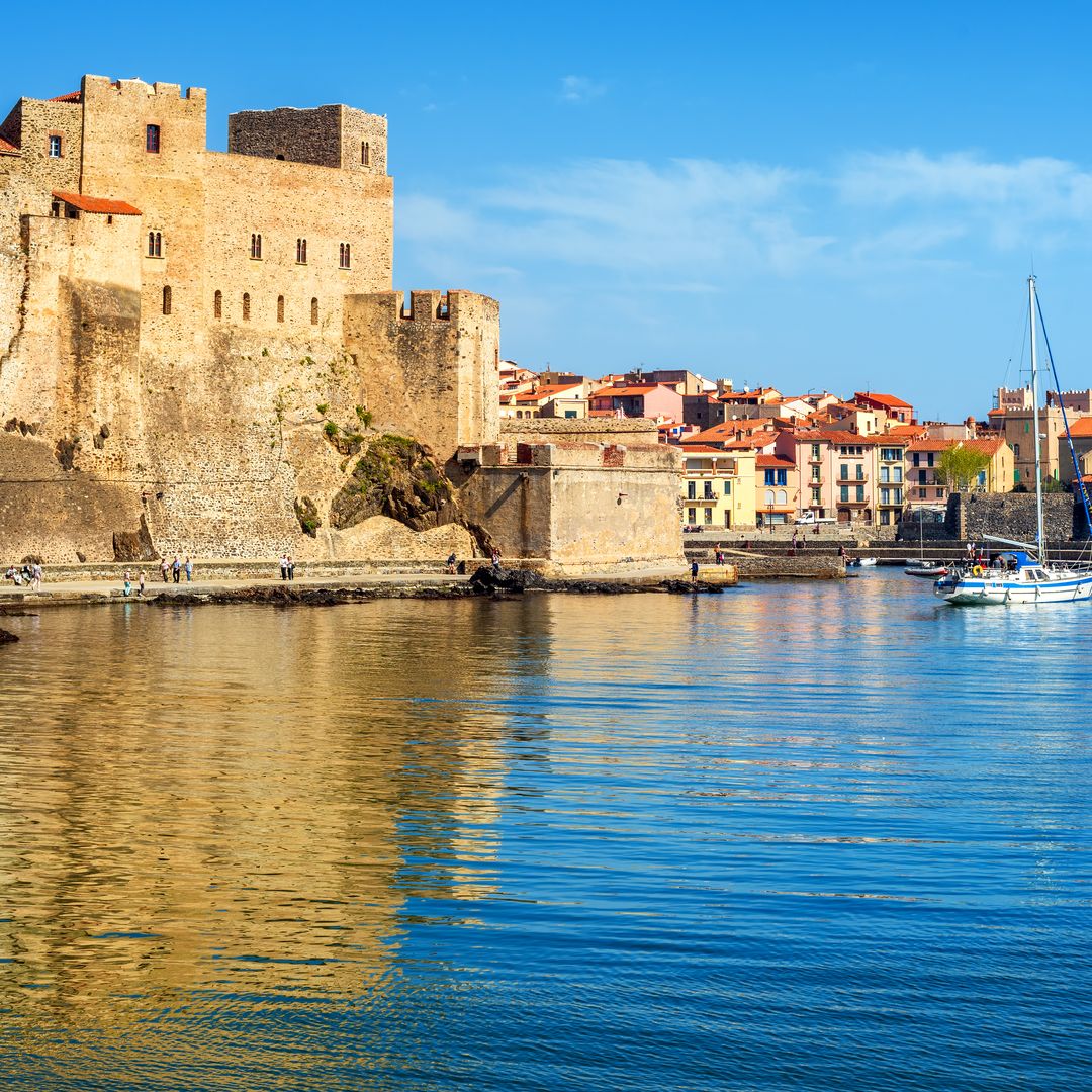 La costa francesa de los atardeceres rojos, las calas escondidas y los pueblos que enamoraron a Matisse