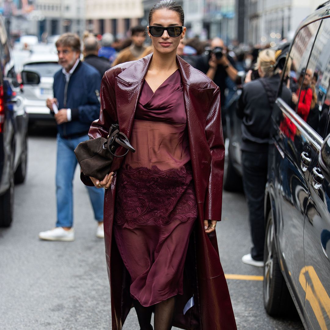 Únete al burdeos este invierno: de tus firmas favoritas al armario de las 'royals'