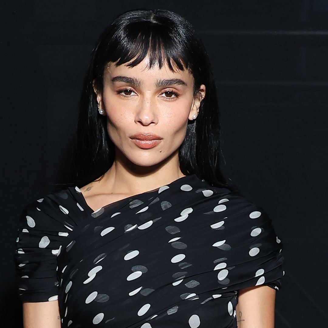 El sofisticado armario de Zoë Kravitz, la actriz y cantante que celebra hoy su 35º cumpleaños