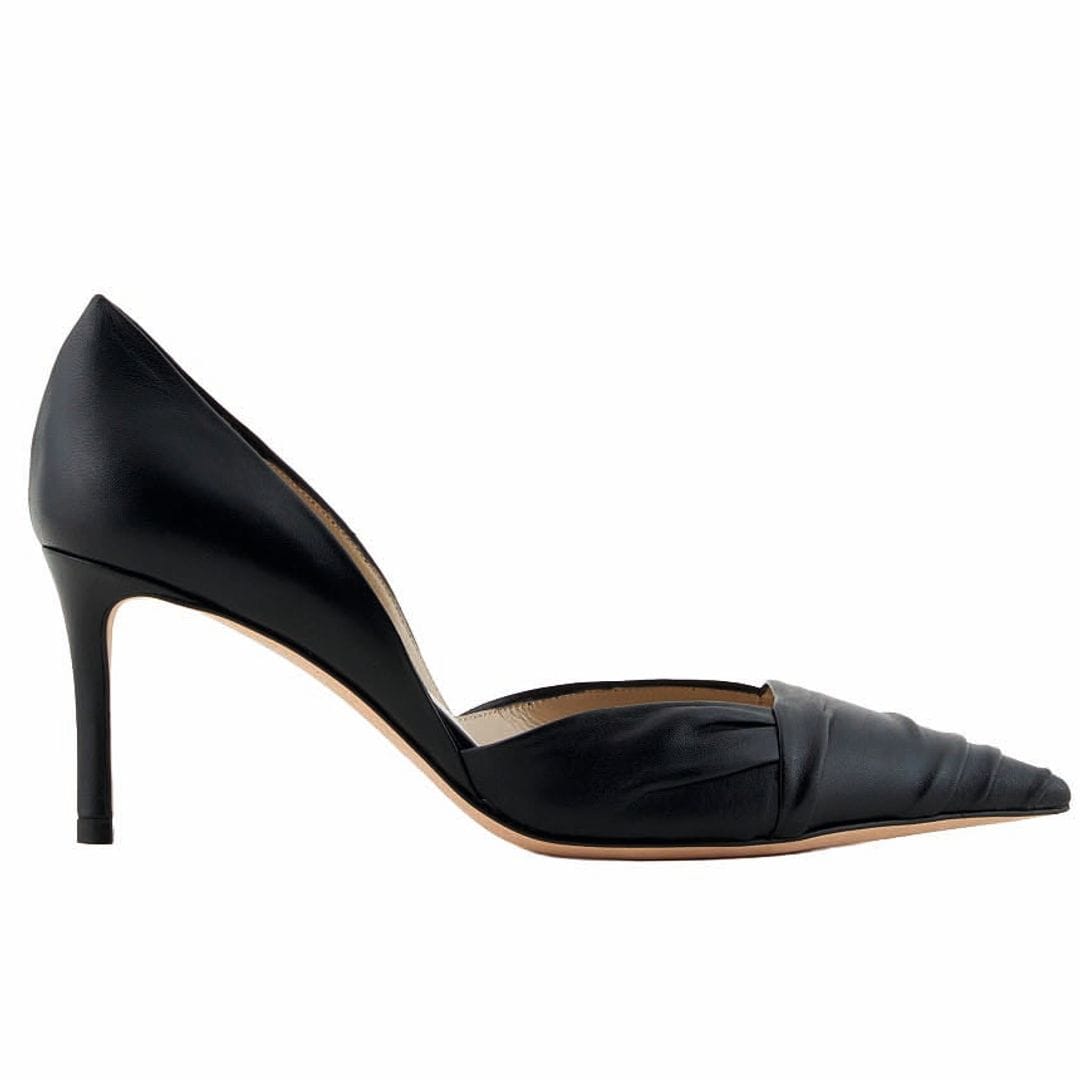 Zapato de tacón (890 €), de Giorgio Armani