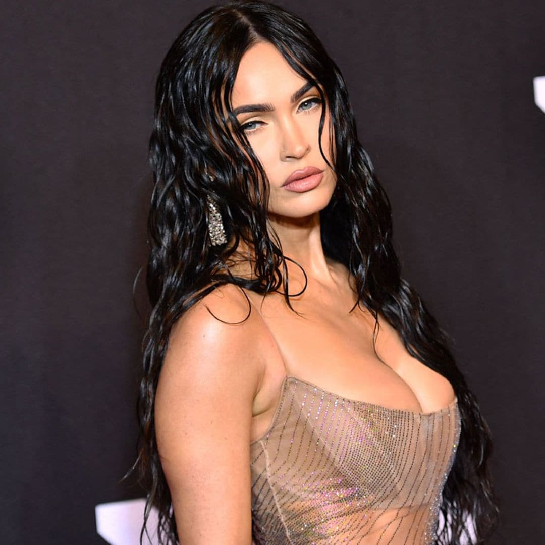 Analizamos la transformación de Megan Fox: de 'sex symbol' a novia roquera