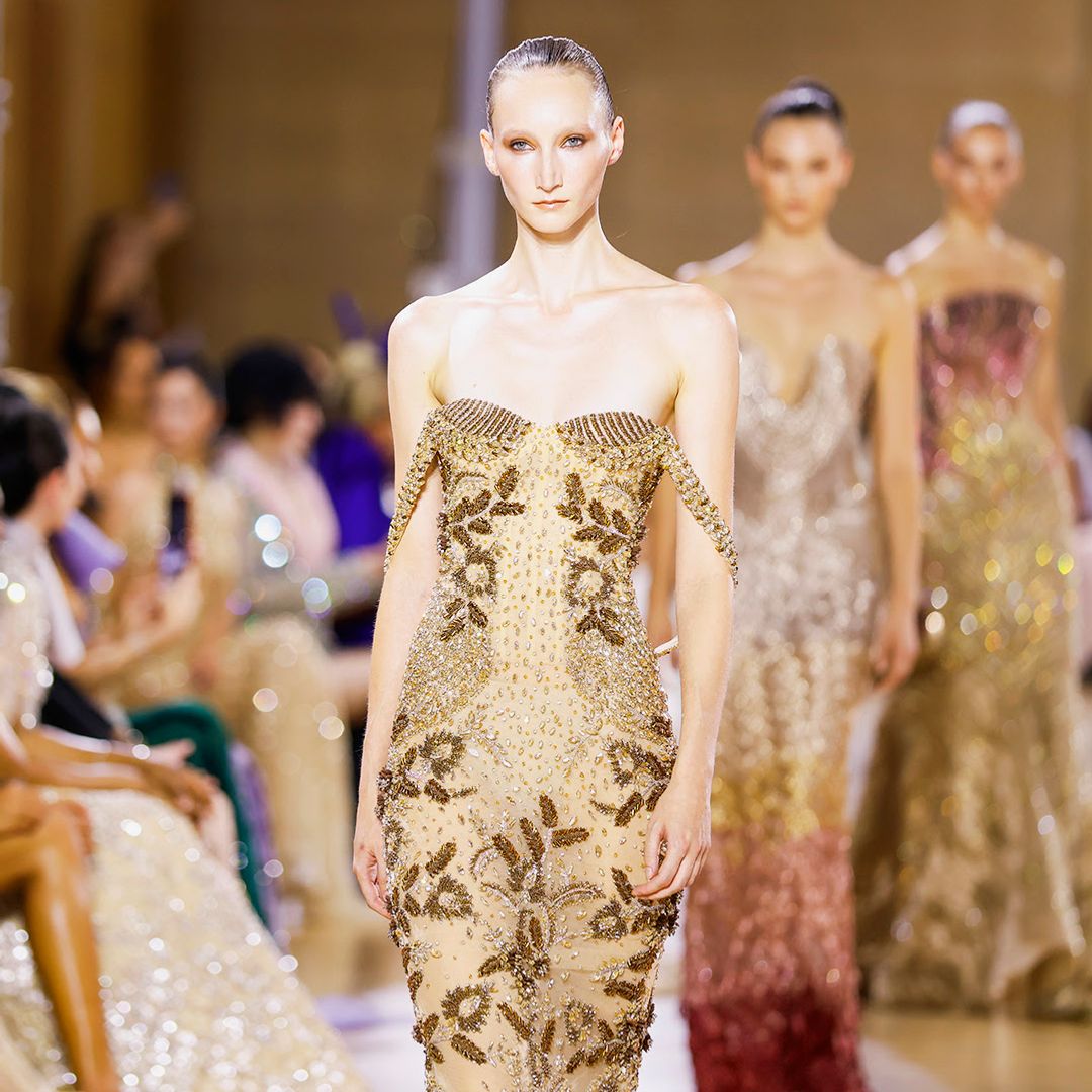 Los detalles más especiales de la Alta Costura de París vistos por nuestras editoras de moda en las últimas pasarelas