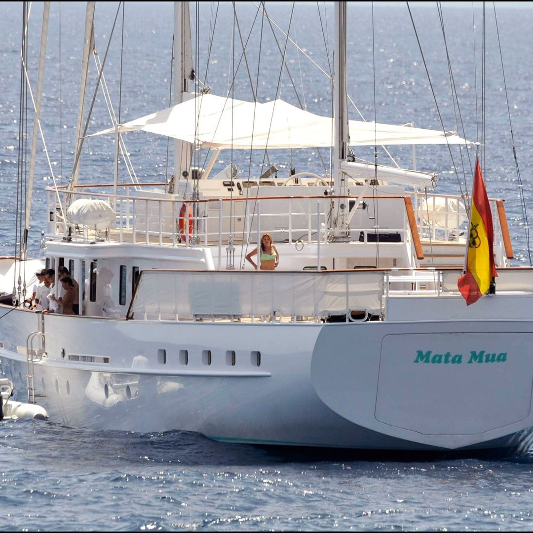 Carmen Cervera, baronesa Thyssen, en su yate Mata Mua durante unas vacaciones en Ibiza