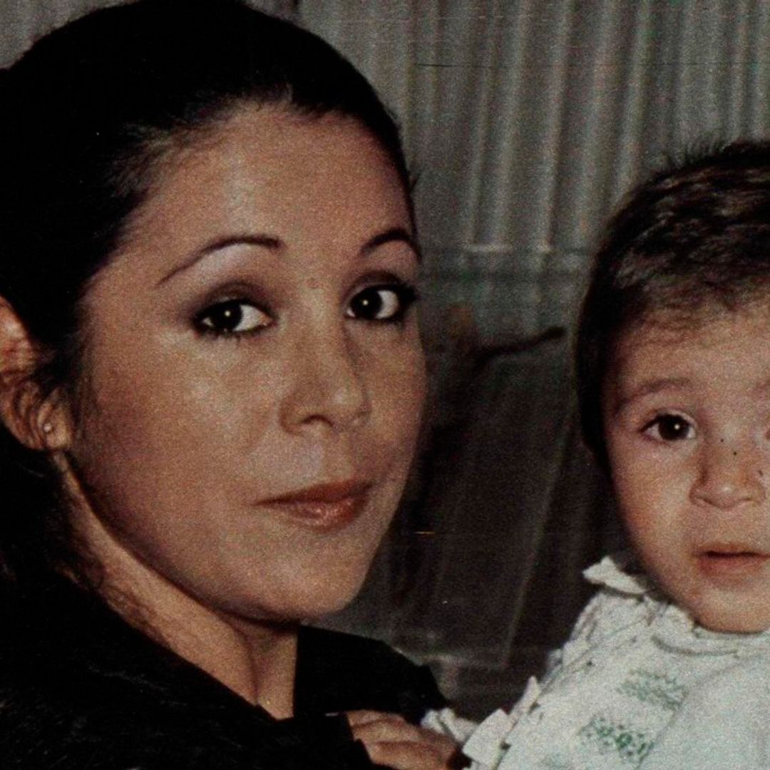 Tico Medina y su histórica entrevista en ¡HOLA! a Isabel Pantoja cuando se convirtió en viuda de España