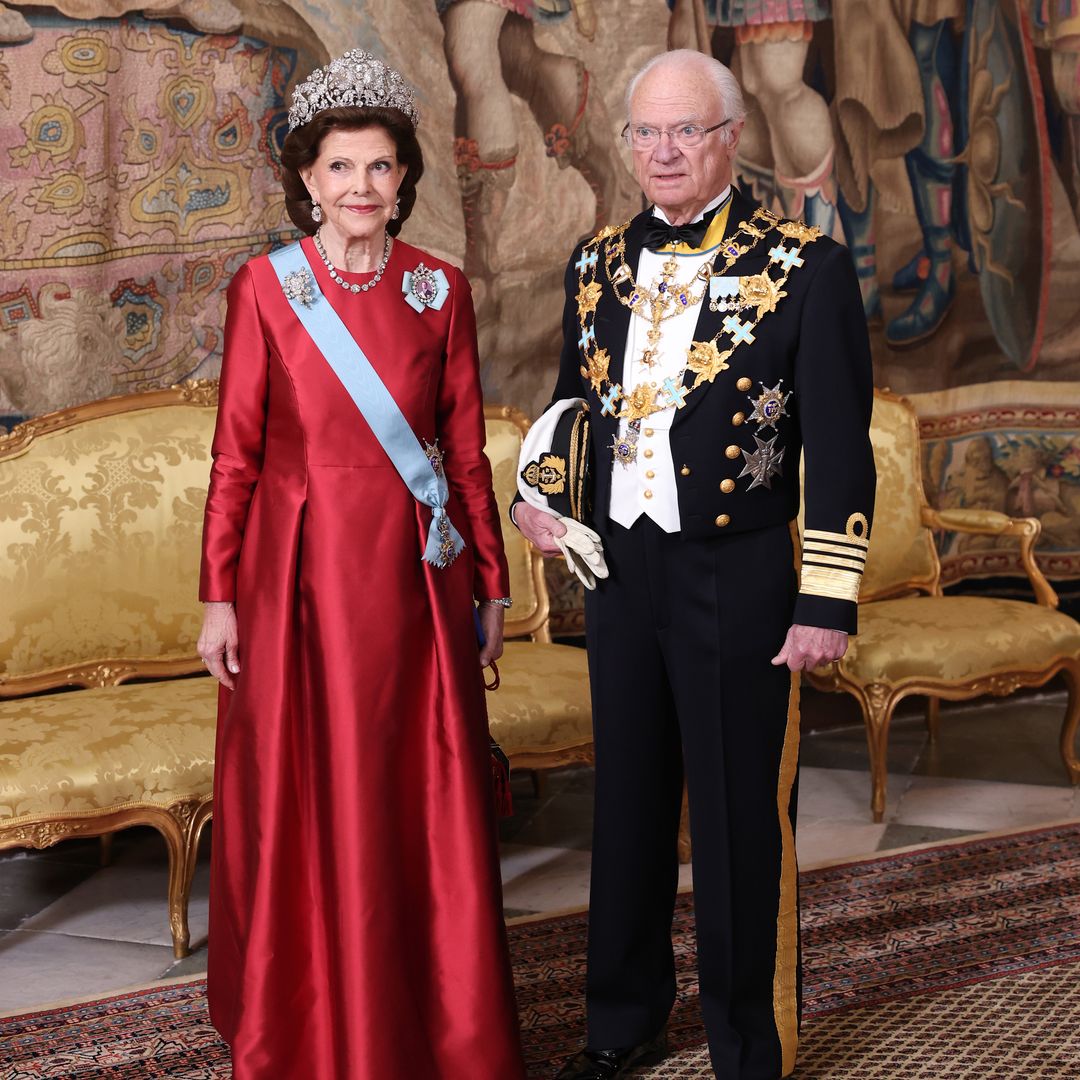 Carlos Gustavo de Suecia celebra sus 80 años arropado por su familia en una gala marcada por el brillo de las tiaras