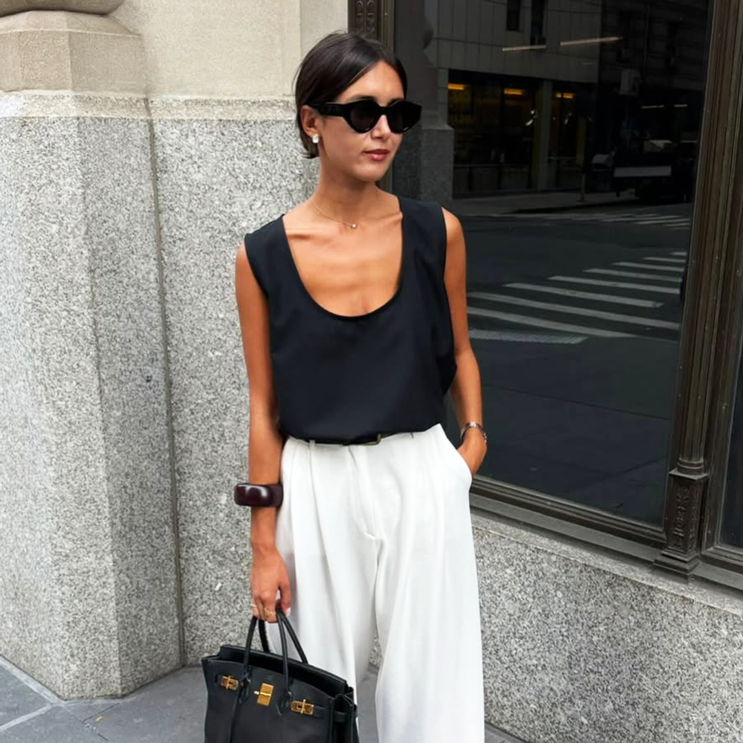 Un único pantalón blanco de lino de Zara y tres looks que te salvarán el verano