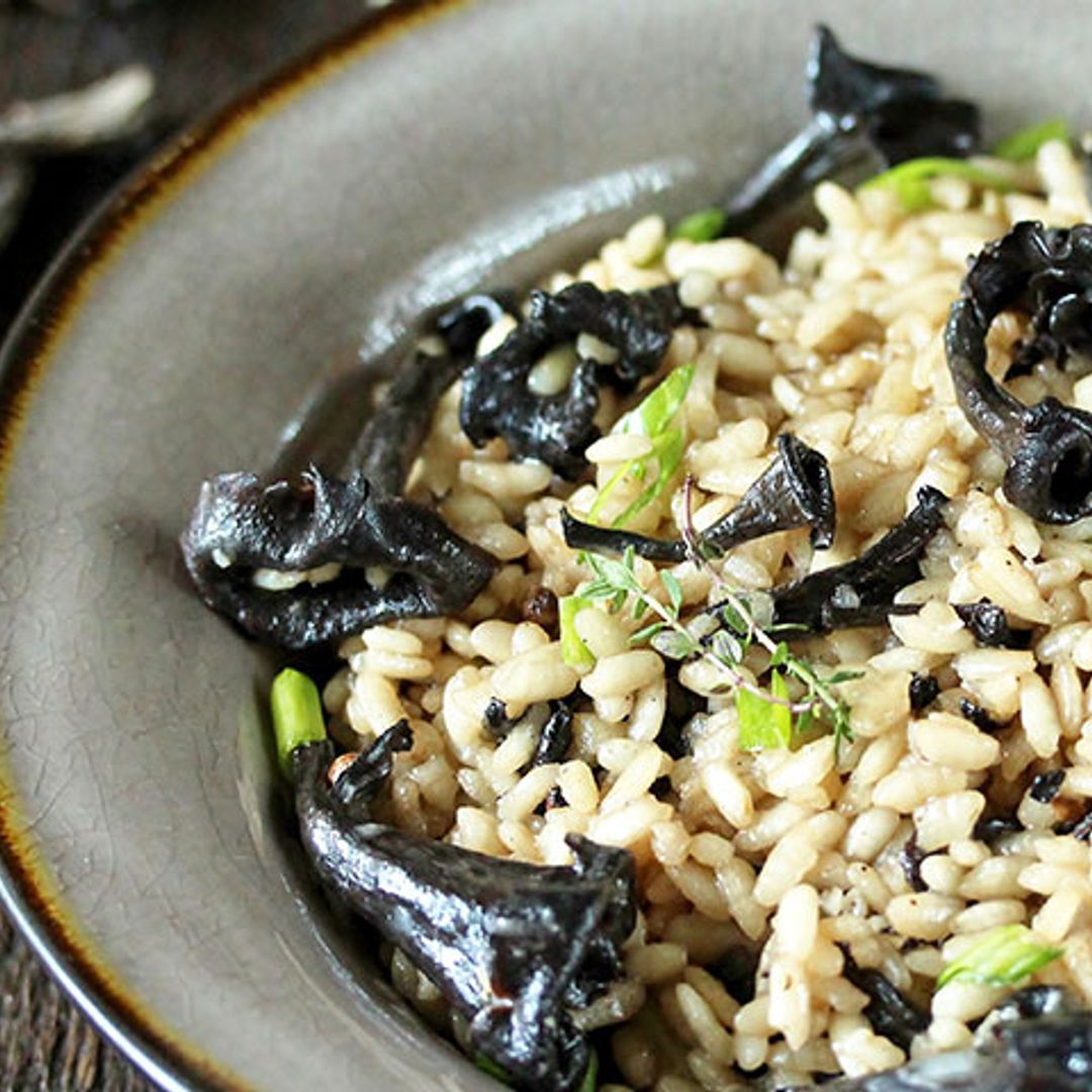 'Risotto' con setas trompeta de la muerte