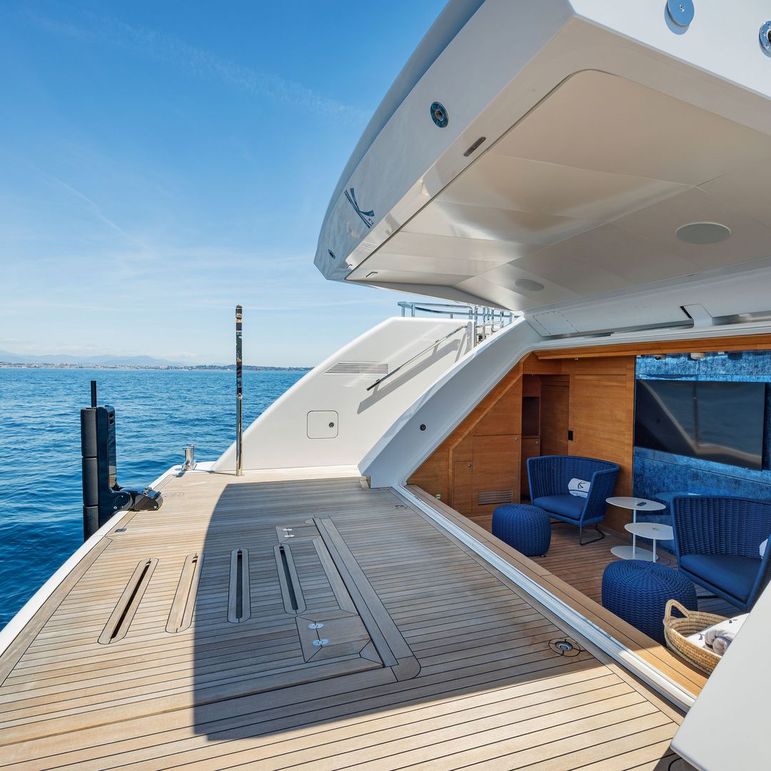 Zona de solarium del barco de Patricia