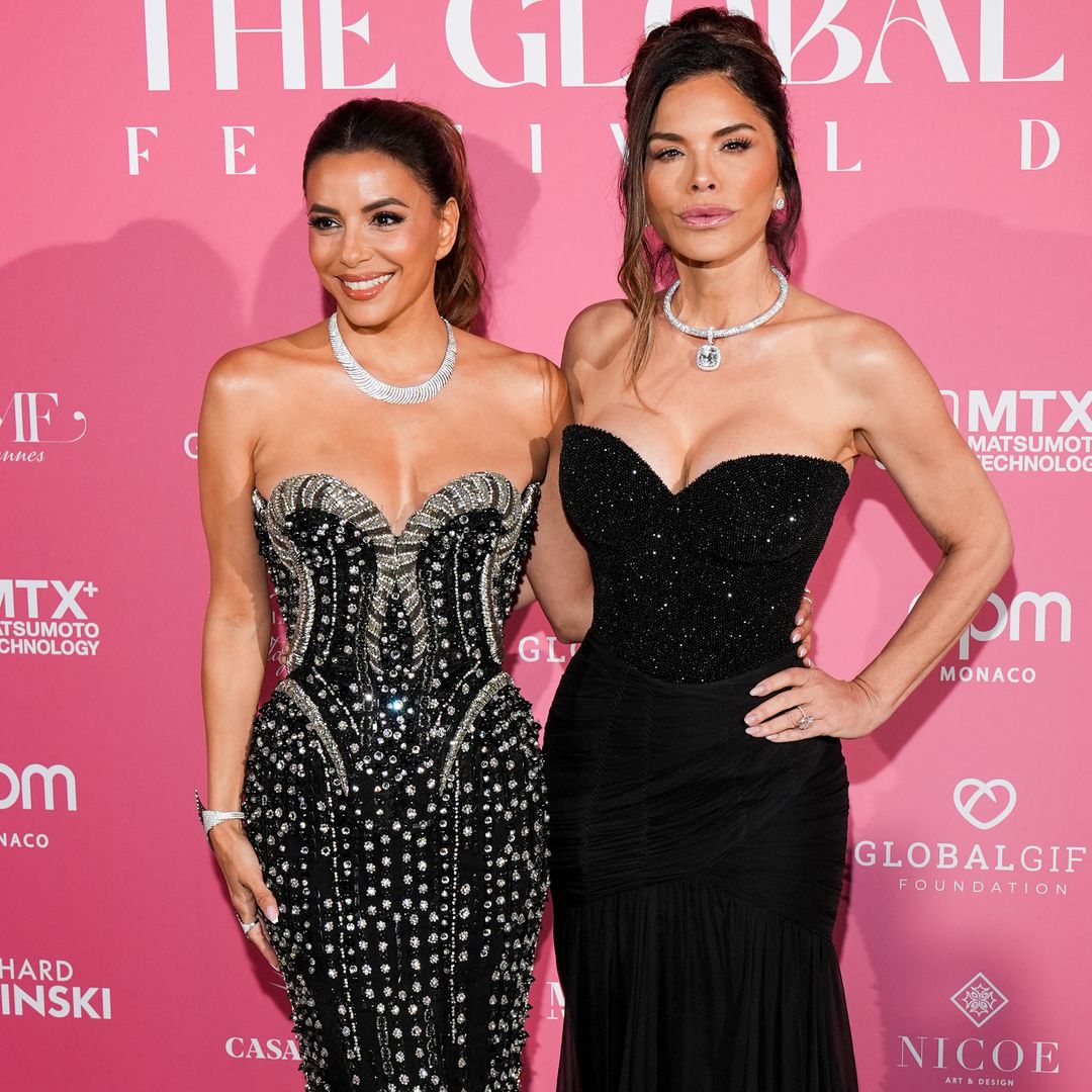 Lauren Sánchez pone en pausa sus 'looks' nupciales para brillar en Cannes junto a Eva Longoria