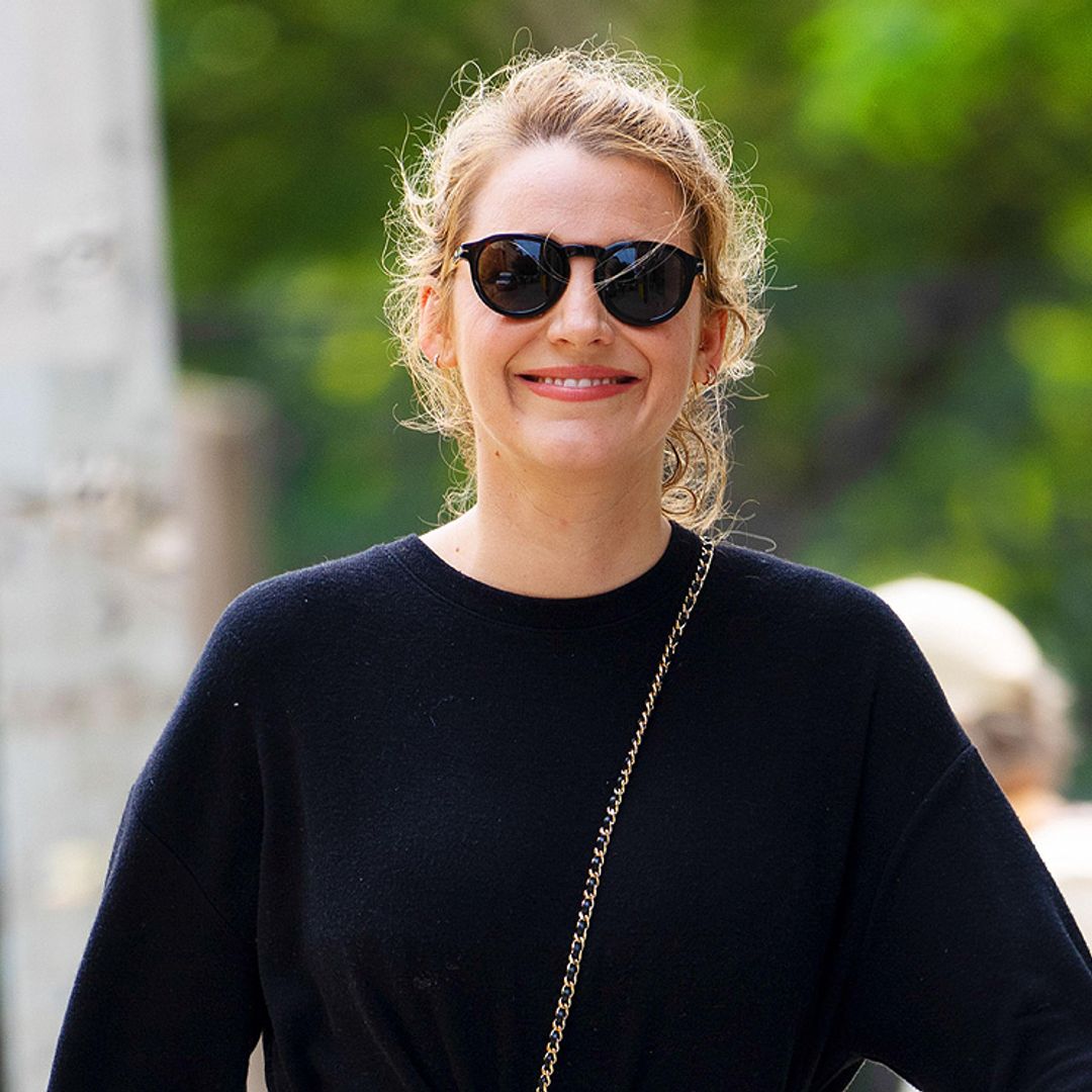 ¡No le quedan manos! Blake Lively, supermamá por las calles de Nueva York