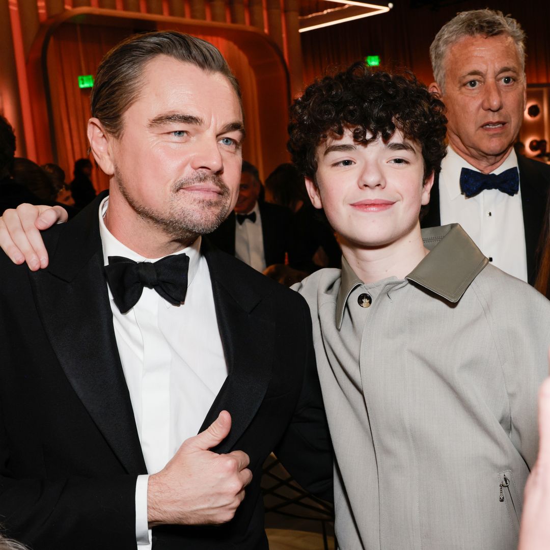 El momentazo de Owen Cooper, el ganador de 16 años del Globo de Oro, con Leonardo DiCaprio: ¿Quién de los dos es el fan?