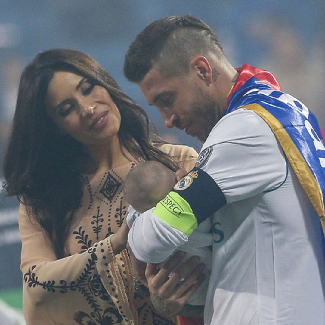 Pilar Rubio salta al campo con sus hijos y Sergio Ramos se vuelve loco con ellos