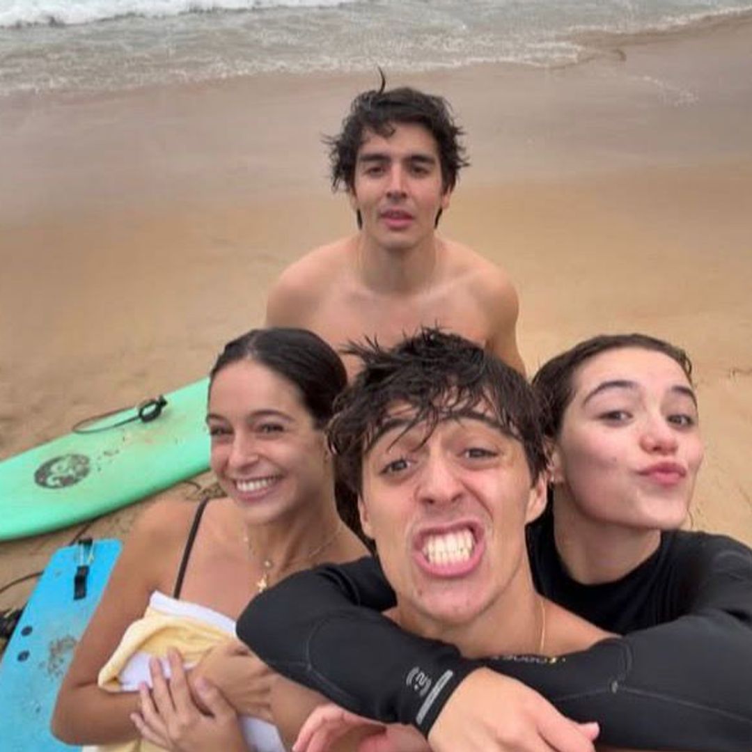 Ana con su novio y su hermano mellizo Juan junto a Daniela Meroño en su escapada al norte 