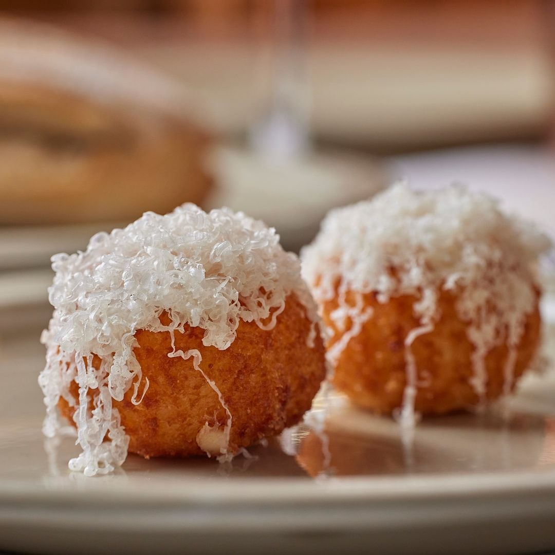 Cremosas por dentro, crujientes por fuera: dónde comer las mejores croquetas de España