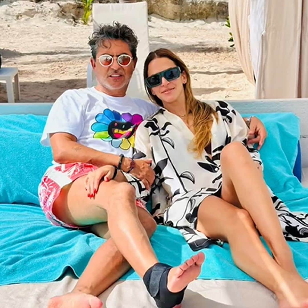 Raúl Araiza sorprende a su novia con un romántico viaje a una playa desierta 