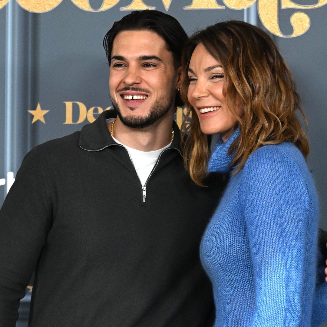 Mar Flores y Carlo Costanzia cuentan cómo ha sido trabajar juntos: "Nos ponemos la medallita de no haber discutido nada"