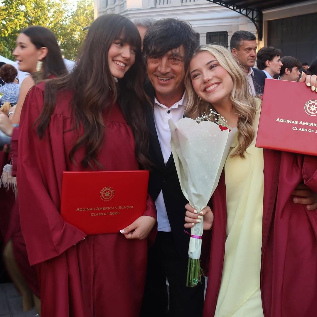 La graduación de Daniela y Martina, hijas de Raquel Meroño y Santi Carbones