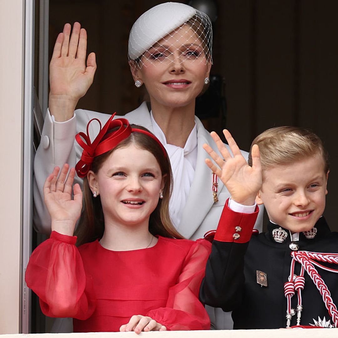 La foto más tierna de Charlene de Mónaco con los príncipes Jacques y Gabriella en un momento decisivo para el Principado